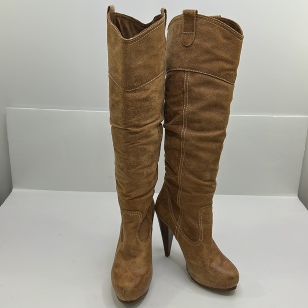 REPORT SIGNATURE Cricket Leather Slouchy Pull on Platform Boot Sz 6